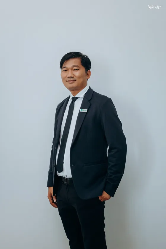 U Wai Zin Min